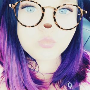 Meet your Posher, Kelley